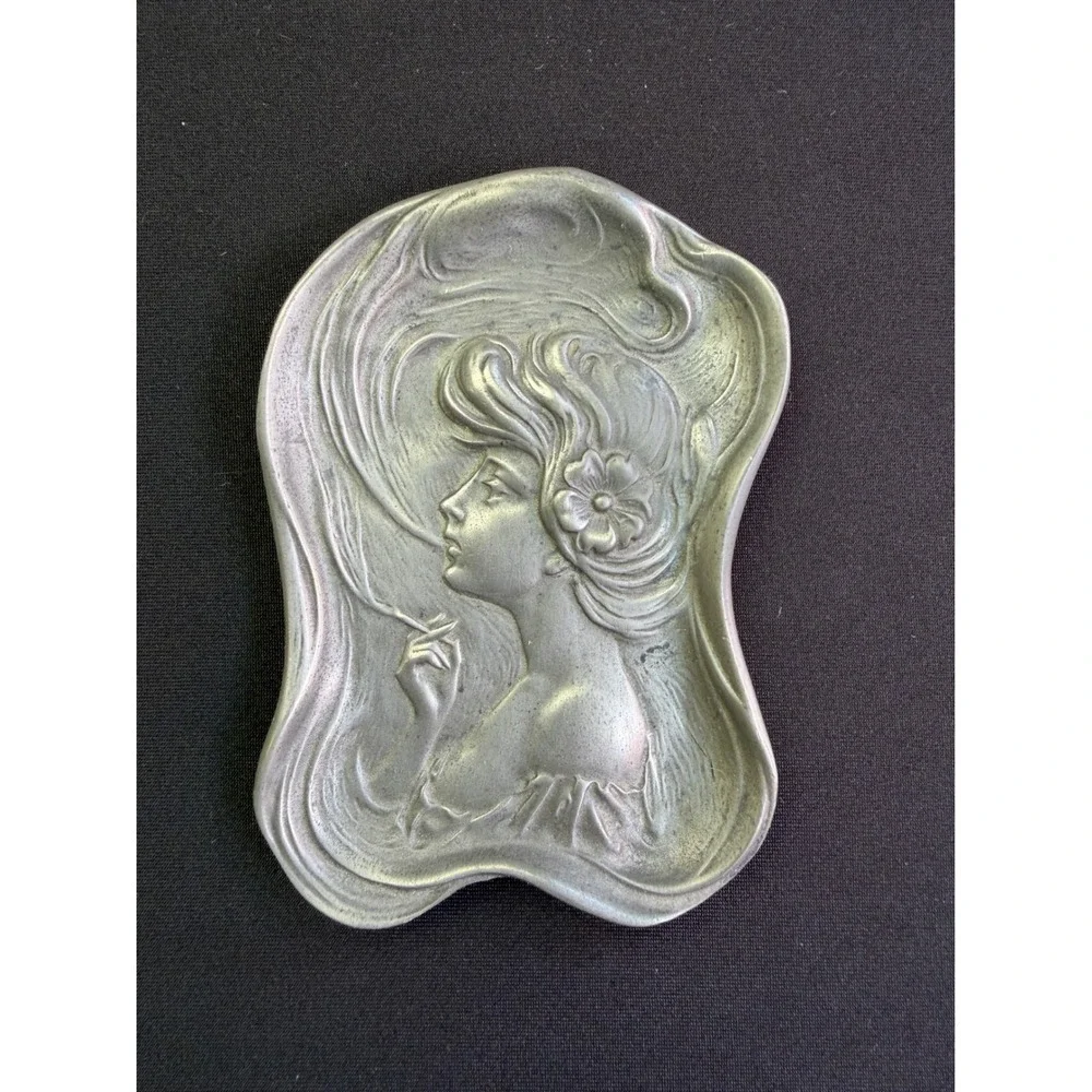 Fine Pewter Art Nouveau Style Smoking Lady Trinket Dish Silver Metal Tray 5in